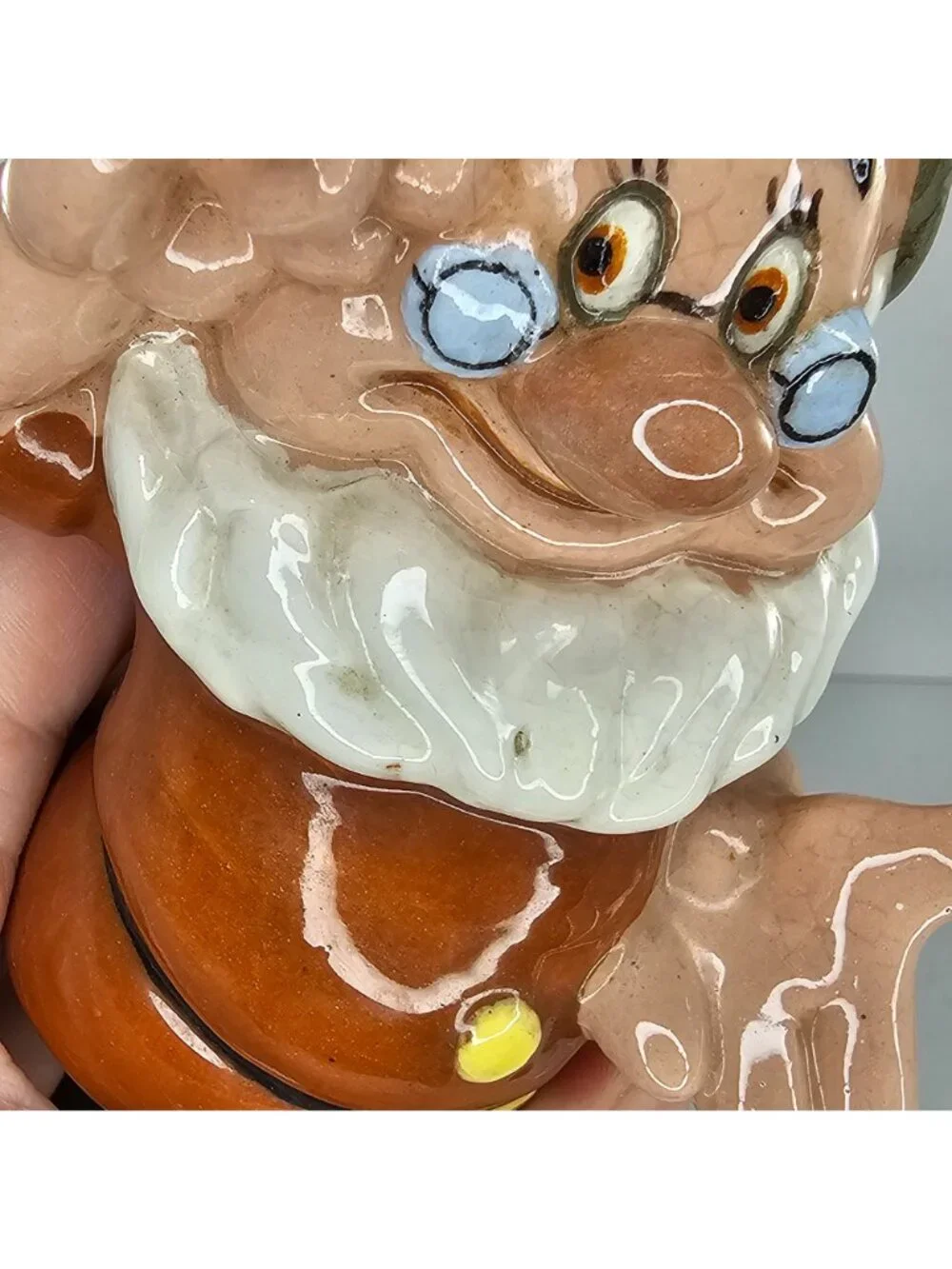 Evan K Shaw American Pottery Disney Doc Snow White Seven Dwarfs Figurine *FLAW*